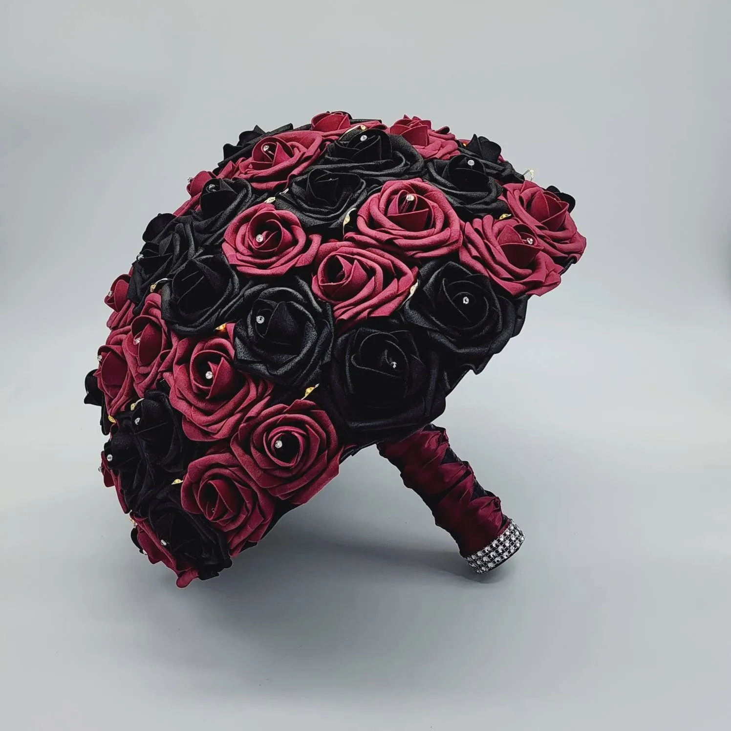 Black and Red Gothic Wedding Bouquet with LED Lights – Alternative Bridal Bouquet