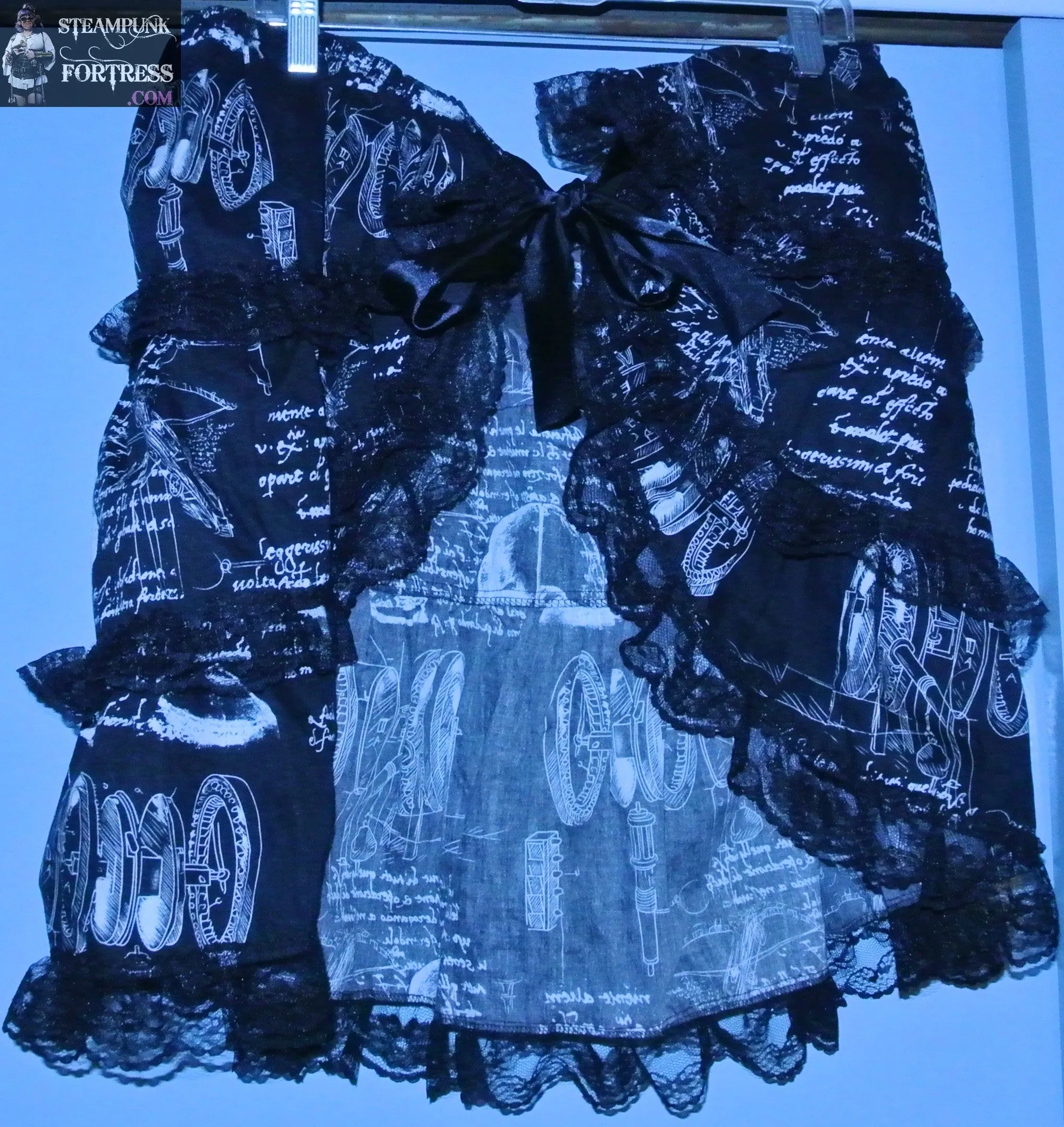 BLACK DA VINCI CREATIONS WHITE STEAMPUNK SKIRT BLACK LACE RUCHED RUFFLES ONE SIZE **DISCONTINUED** MASS PRODUCED