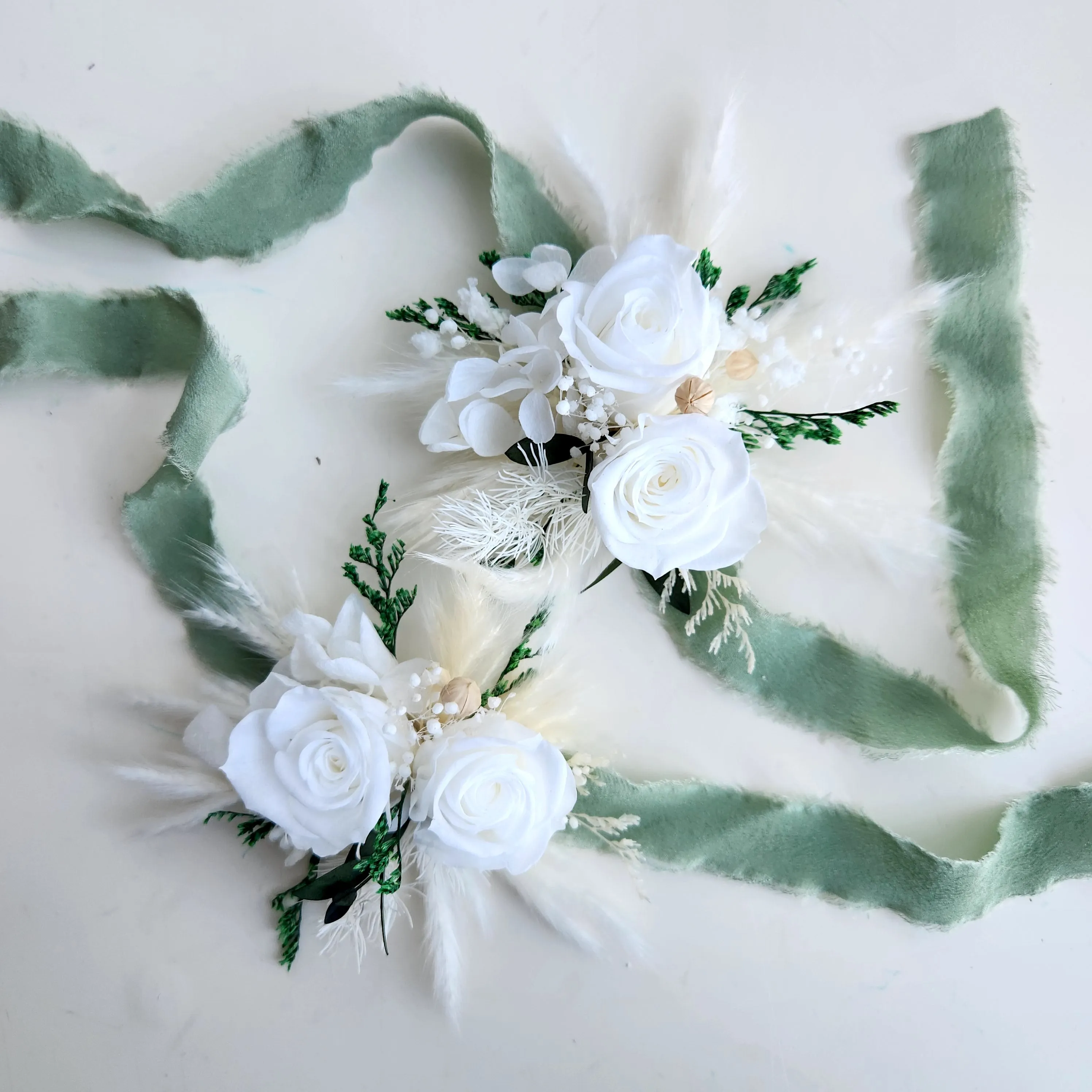 Boho Dried Flower Bouquet, White and Greenery Wedding Flower Bouquet
