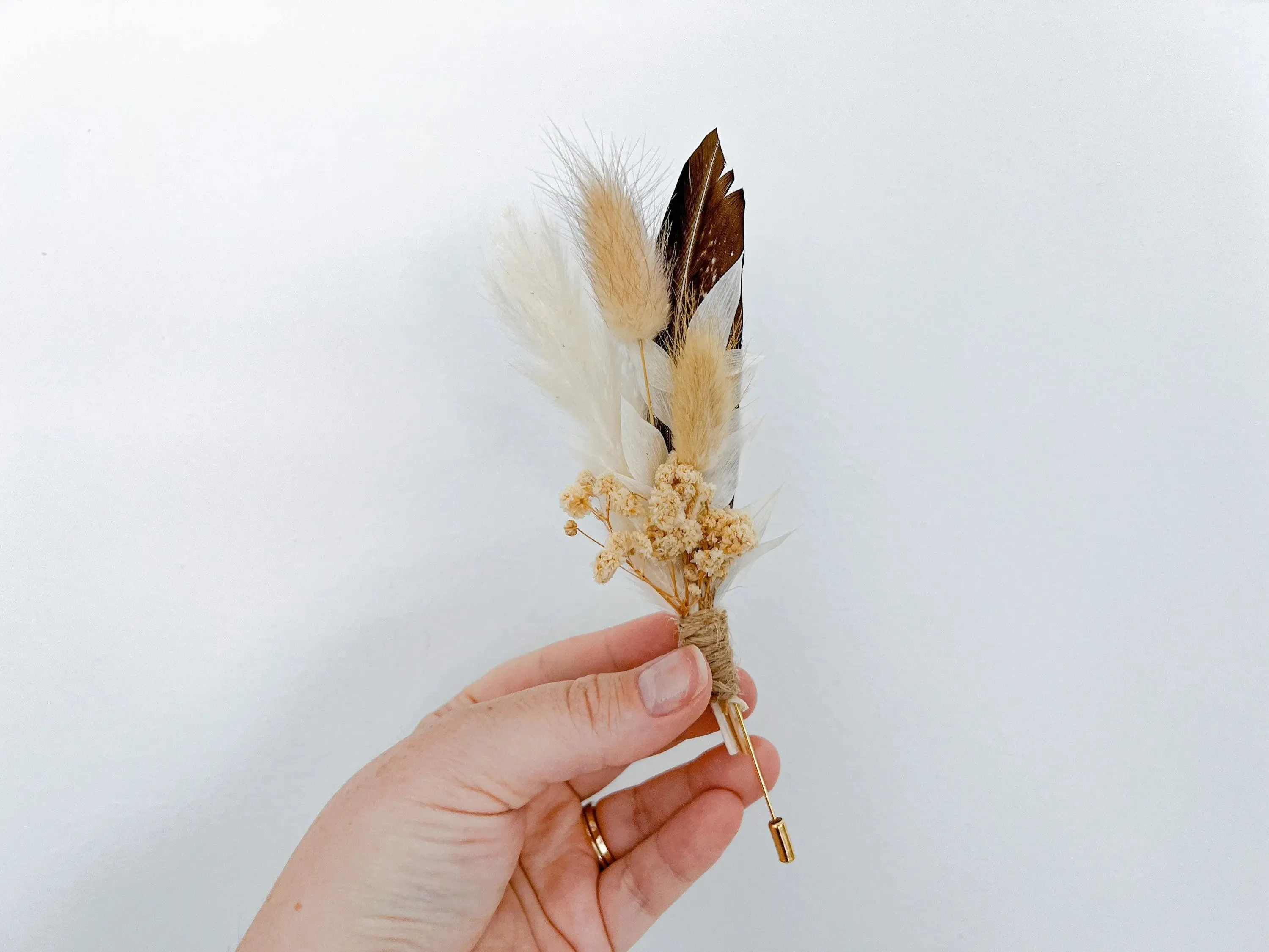 Boutonniere - Rustic Neutral