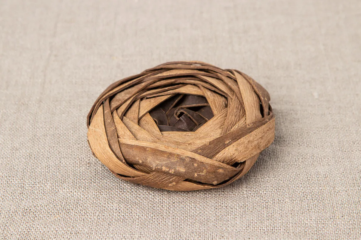 Brooch "Rose" (2 types) / Walnut / Yamagata-JPN 311415