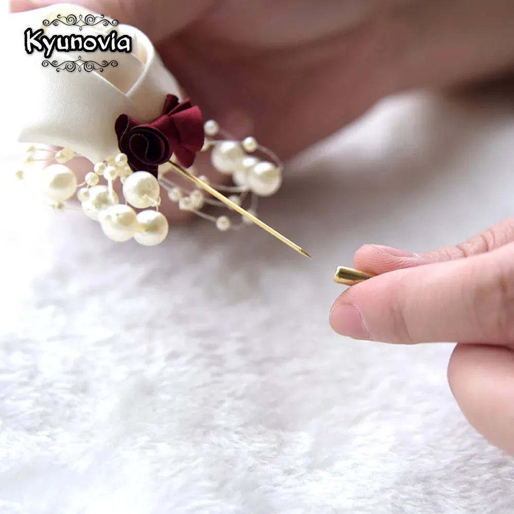Corsage & Boutonnieres Groom Groomsmen Buttonhole Flowers