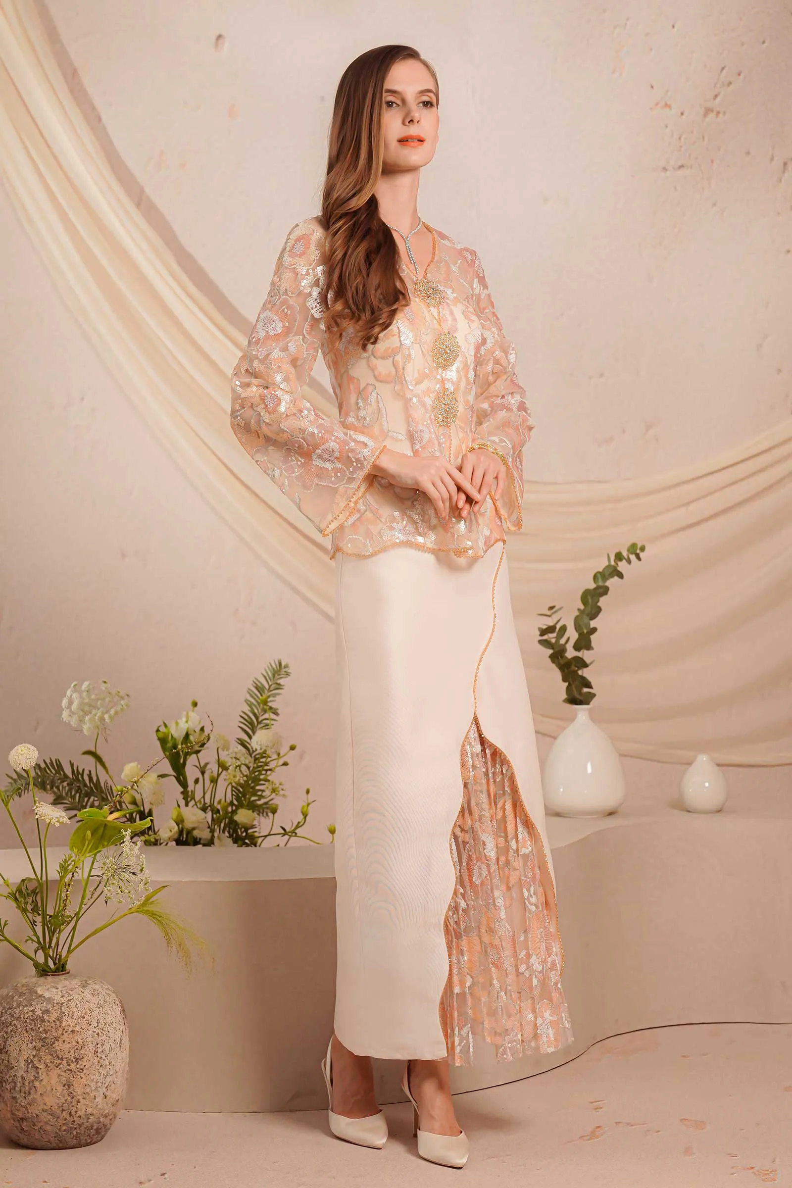 Dahlia Kebaya Set (Blush)