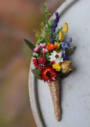 Farmhouse Dried Flower Boutonniere