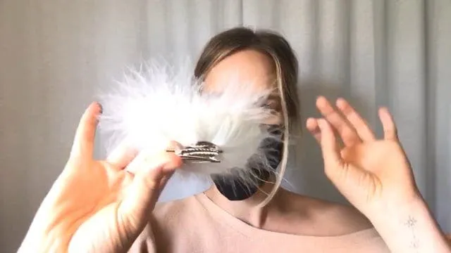 Feather Corsage-Coquile-Hackle - White