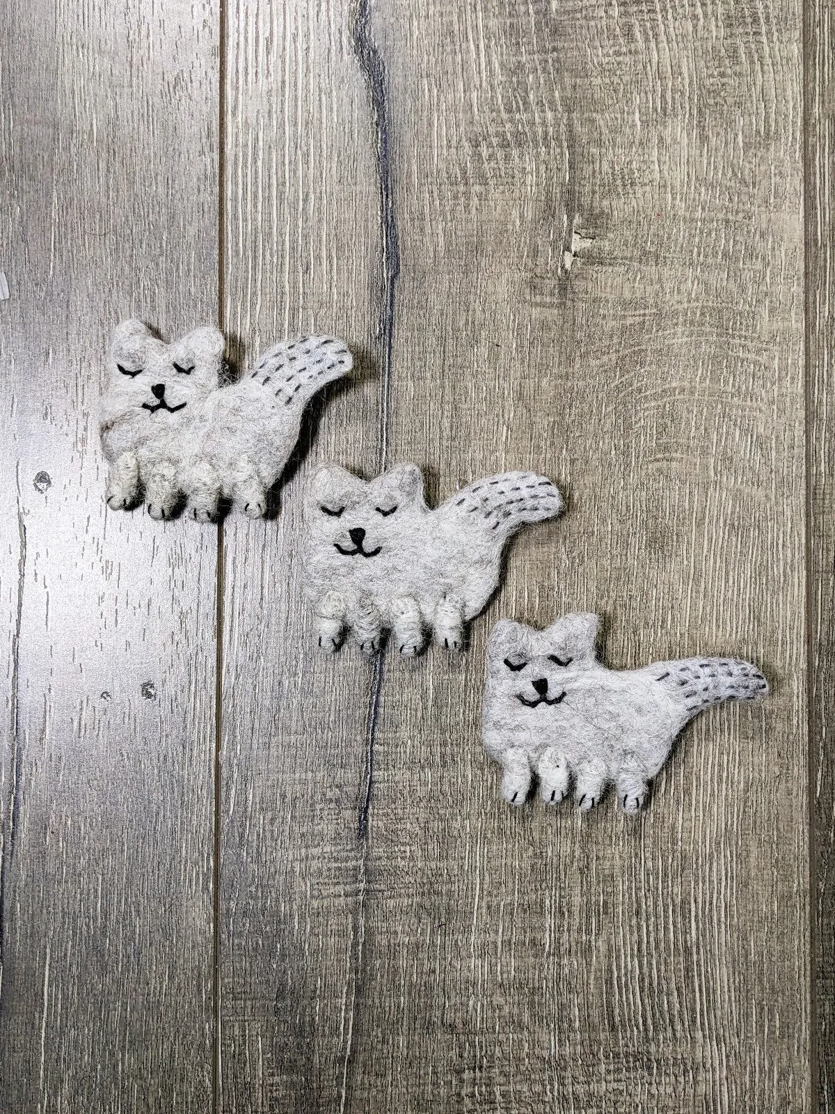 Felt Cat Brooch