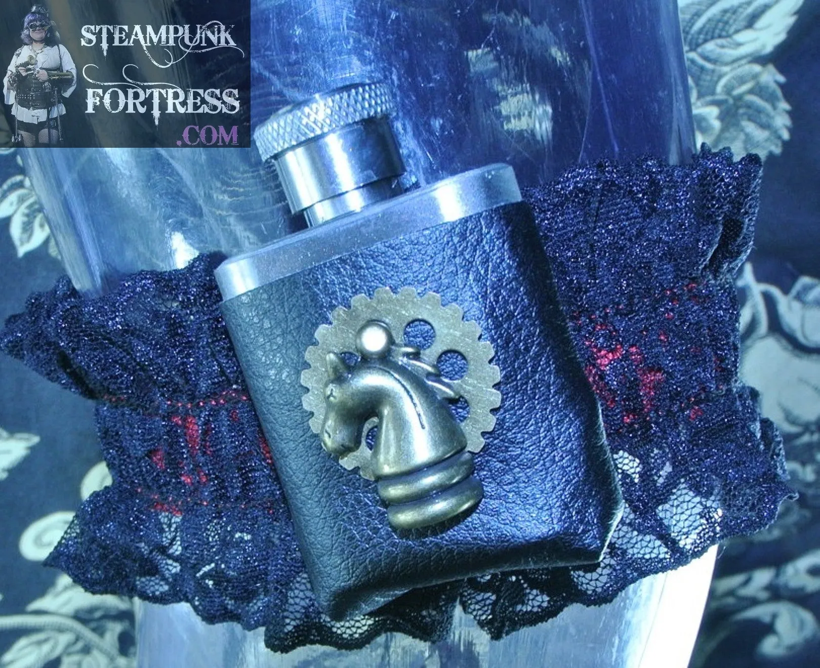 FLASK REAL 1 OZ SHOT WORKING BRASS HORSE KNIGHT CHESS PIECE ROUND WATCH CLOCK GEAR TH GEARS BLACK RED GARTER WEDDING STARR WILDE STEAMPUNK FORTRESS