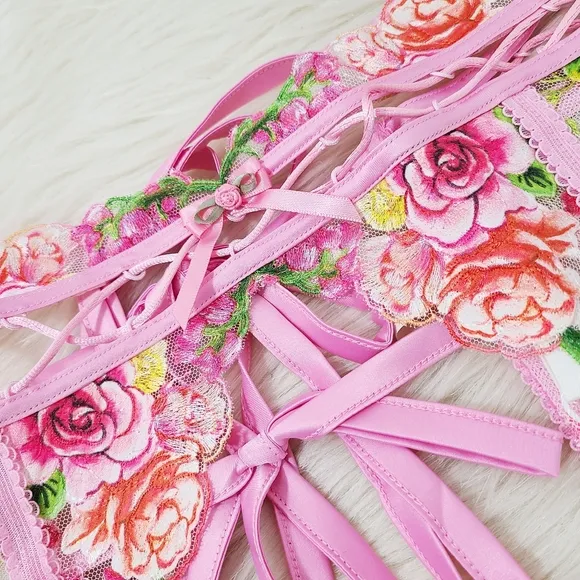 For Love &amp; Lemons Sabrina garter belt pink lace floral corset size large NEW NWT