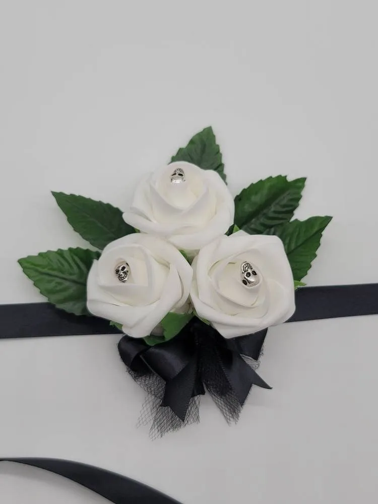 Gothic Skull Black and White Wedding Bouquet