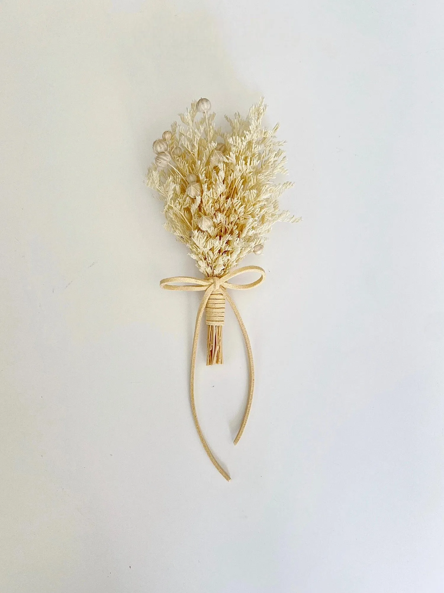 Multi-Color Dried Flower Boutonniere Collection – Rustic Wedding Keepsakes