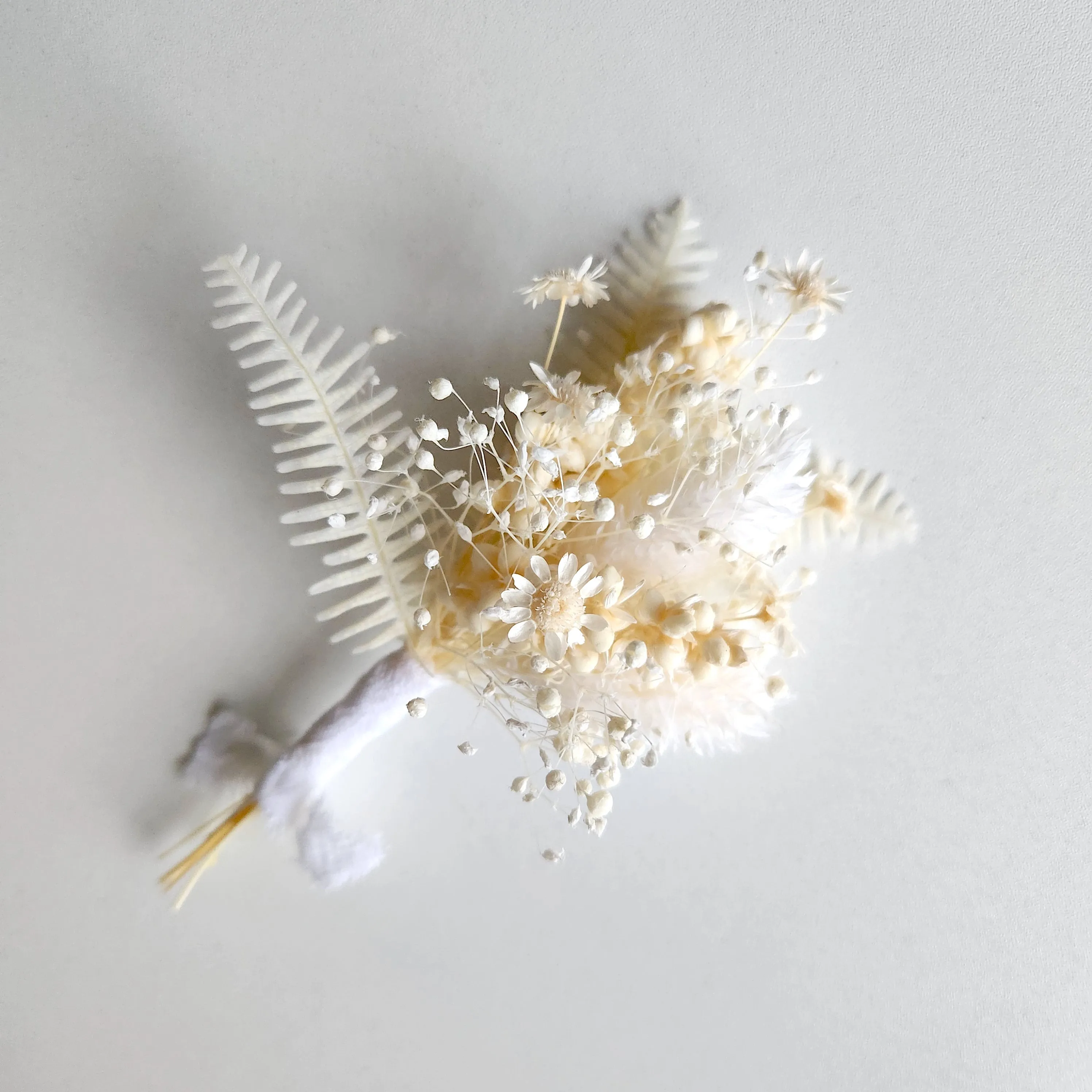 Neutral Colour Tone Boutonnieres, White and Green Dried Flower Buttonhole, Wedding Flowers