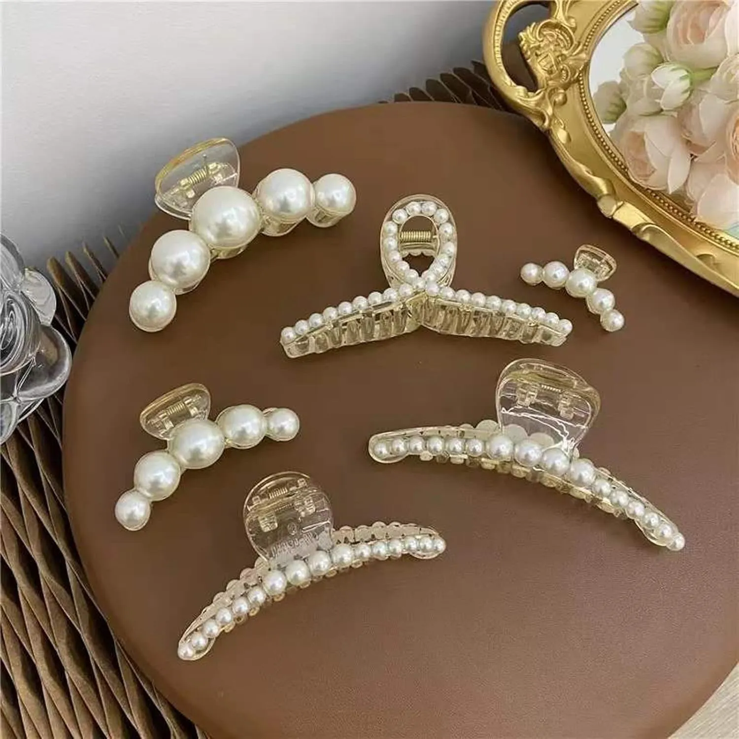 Pearl Hair Clips for Women Girl, Large Small Hair Claw Clip Strong Hold,Big Banana Jaw Clip Barrettes Nonslip,Birthday Valentine'S Day Wedding Gift for Thick Thin Curly Hair(4 Size)