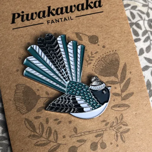 Piwakawaka - Fantail Enamel Pin