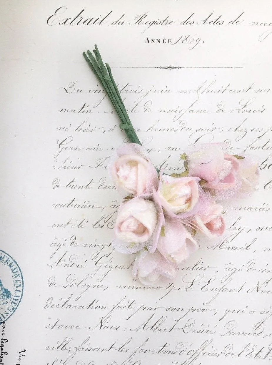 rosebud posy. velvet rosebuds.