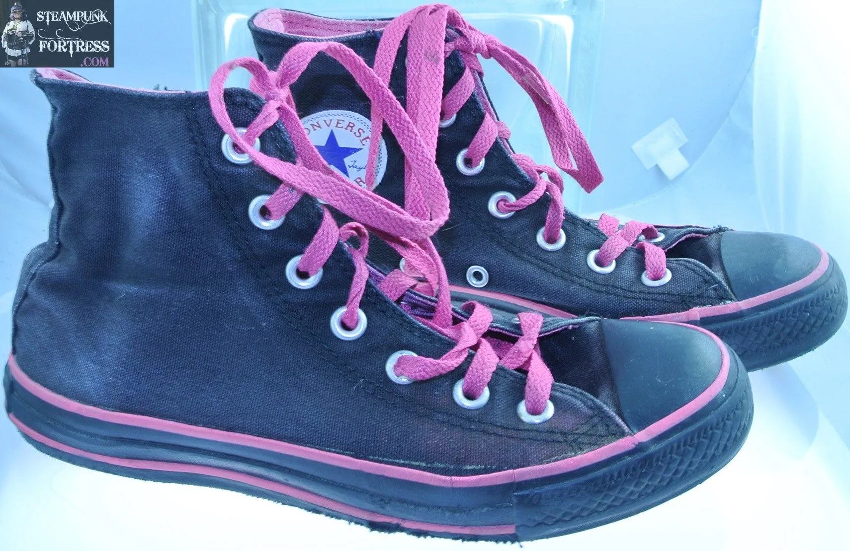SHOES CONVERSE HIGH TOP HI TOPS BLACK HOT PINK MENS 5 WOMENS SIZE 7 VINTAGE PRE-OWNED
