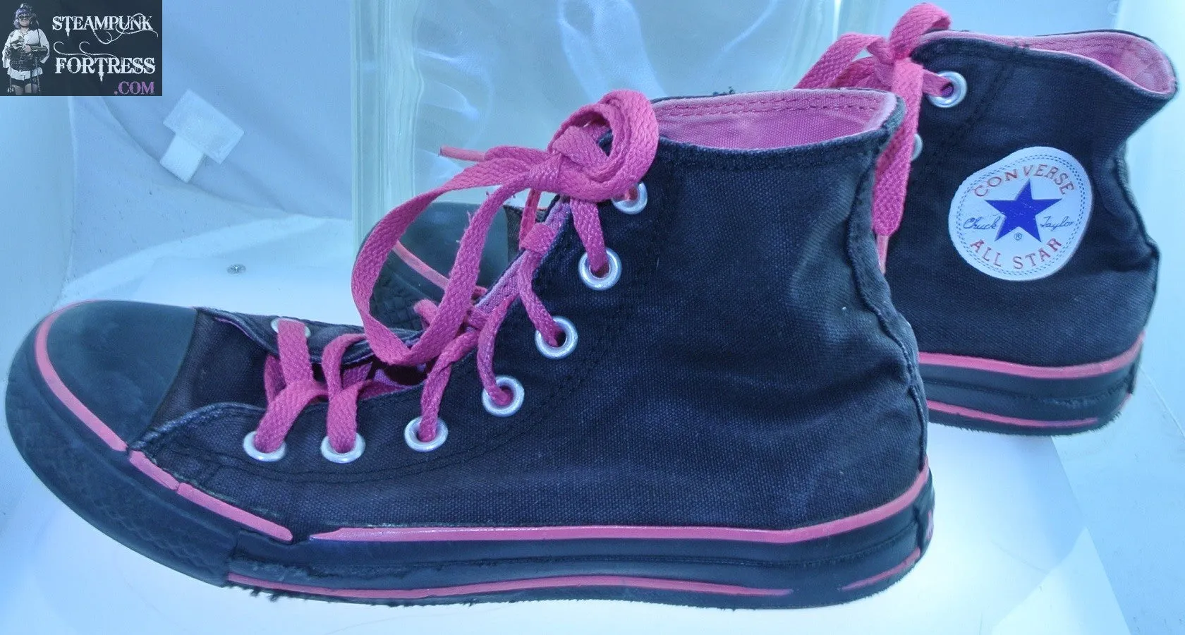 SHOES CONVERSE HIGH TOP HI TOPS BLACK HOT PINK MENS 5 WOMENS SIZE 7 VINTAGE PRE-OWNED
