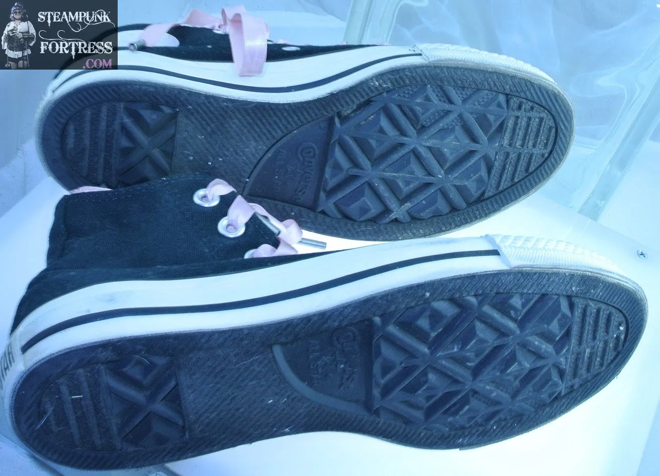 SHOES CONVERSE HIGH TOP HI TOPS BLACK LIGHT PINK DOUBLE INSERT MENS 5 WOMENS SIZE 7 VINTAGE PRE-OWNED