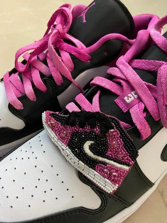 the sneaker head brooch