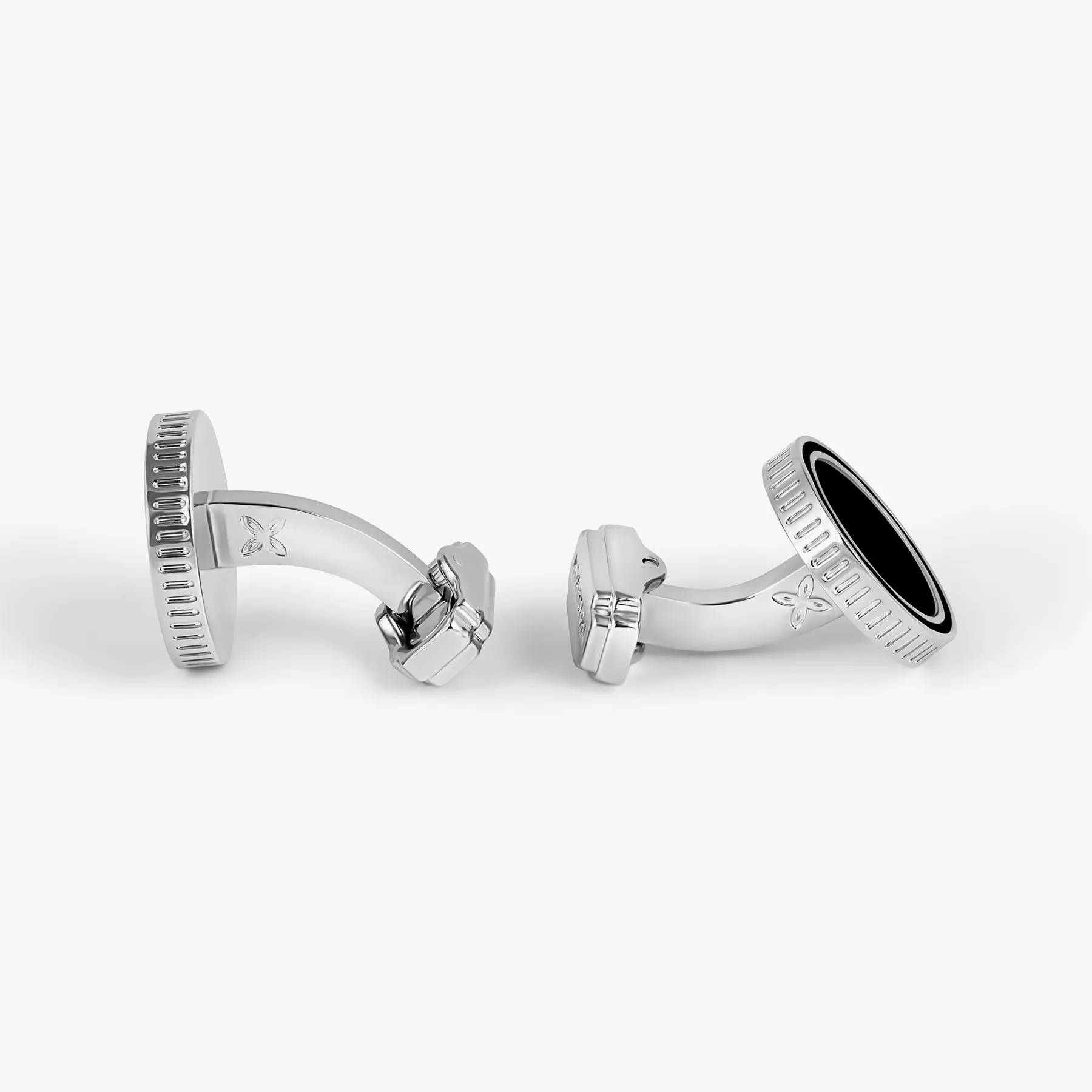 THOMPSON Tambor Cufflinks In White Bronze plated Base Metal With Onyx