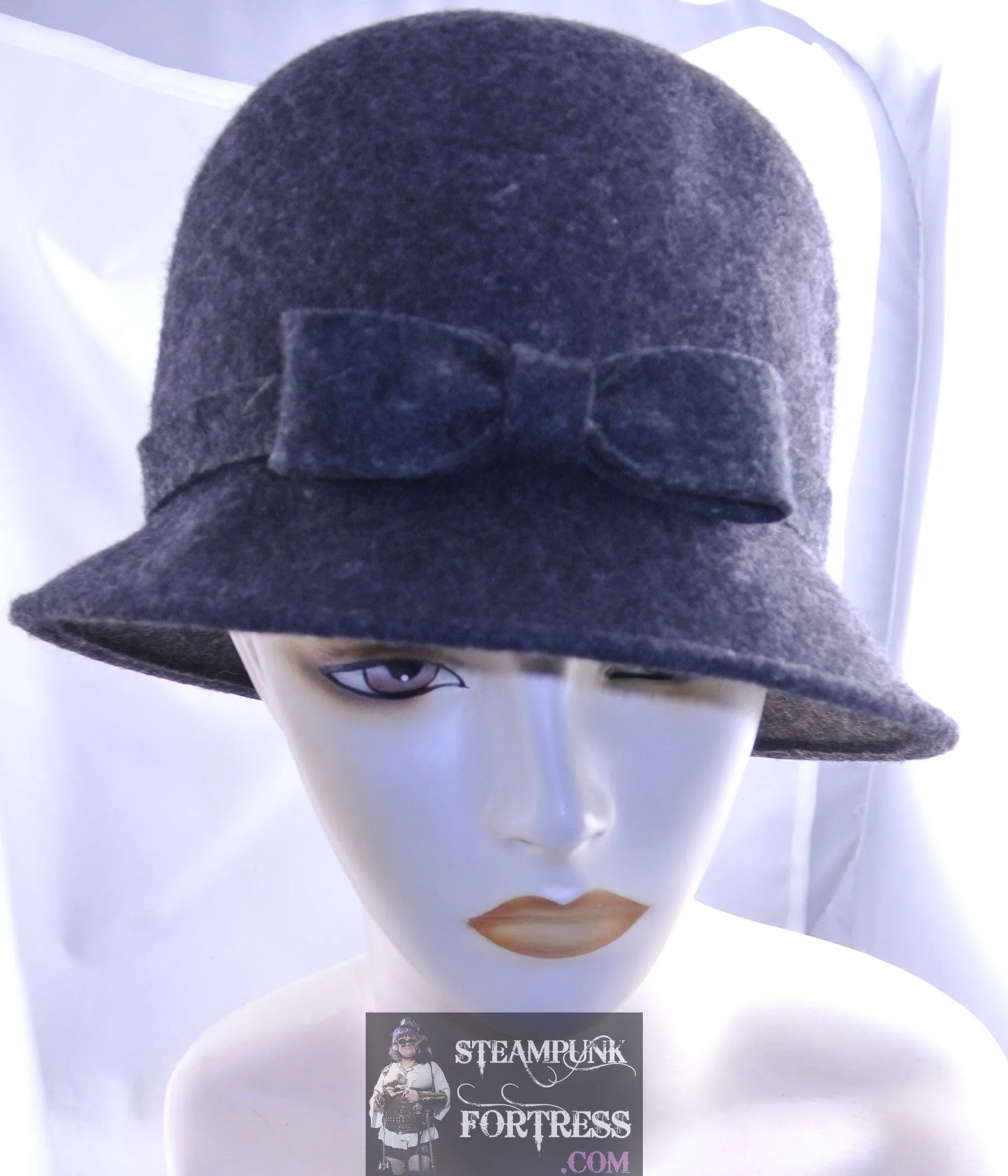 VINTAGE 1940S 1950S GREY GRAY TRIXIE WOOL BOW CLOCHE HAT SMALL BRIM